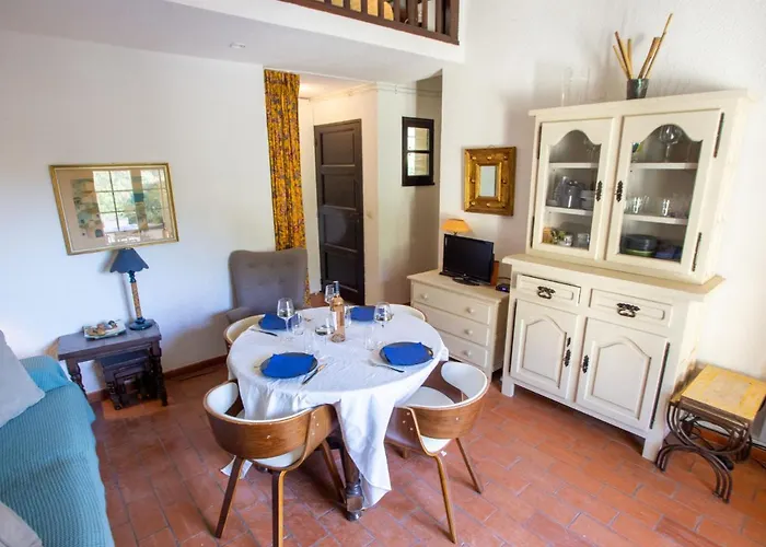 Holiday Les Mas De Pramousquier-2 By Interhome